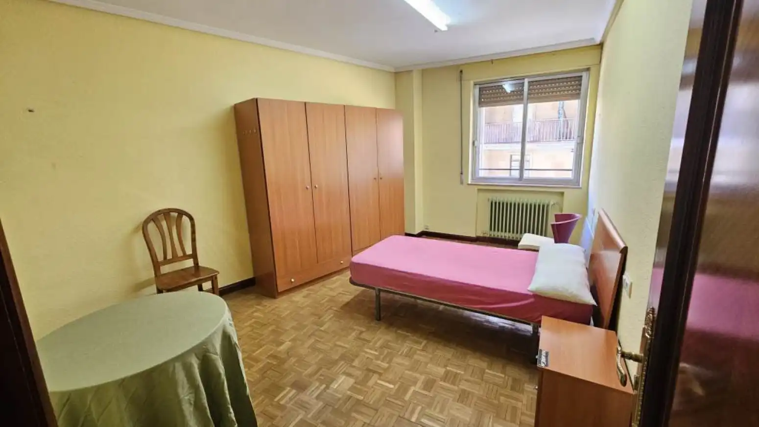 Habitación de Piso de alquiler en Salamanca con Calefacción, Parquet y Terraza