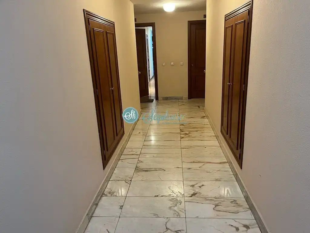 Piso con ascensor en venta en Vía Romana, imagen 7