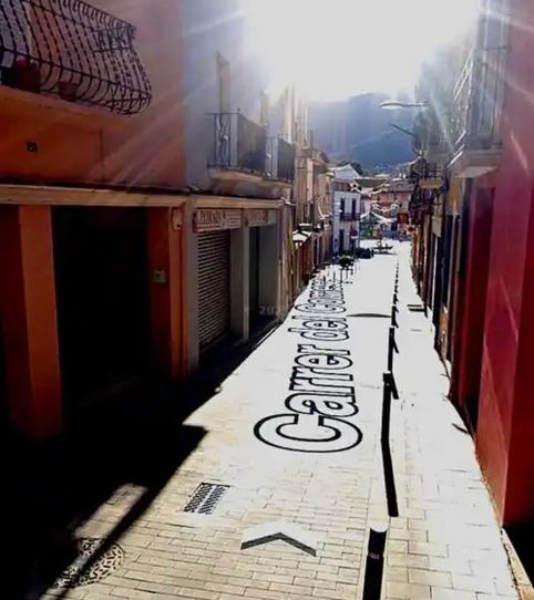 Foto 2 de Casa adosada en venda a Carrer del Comerç, 20, Anglès, Girona