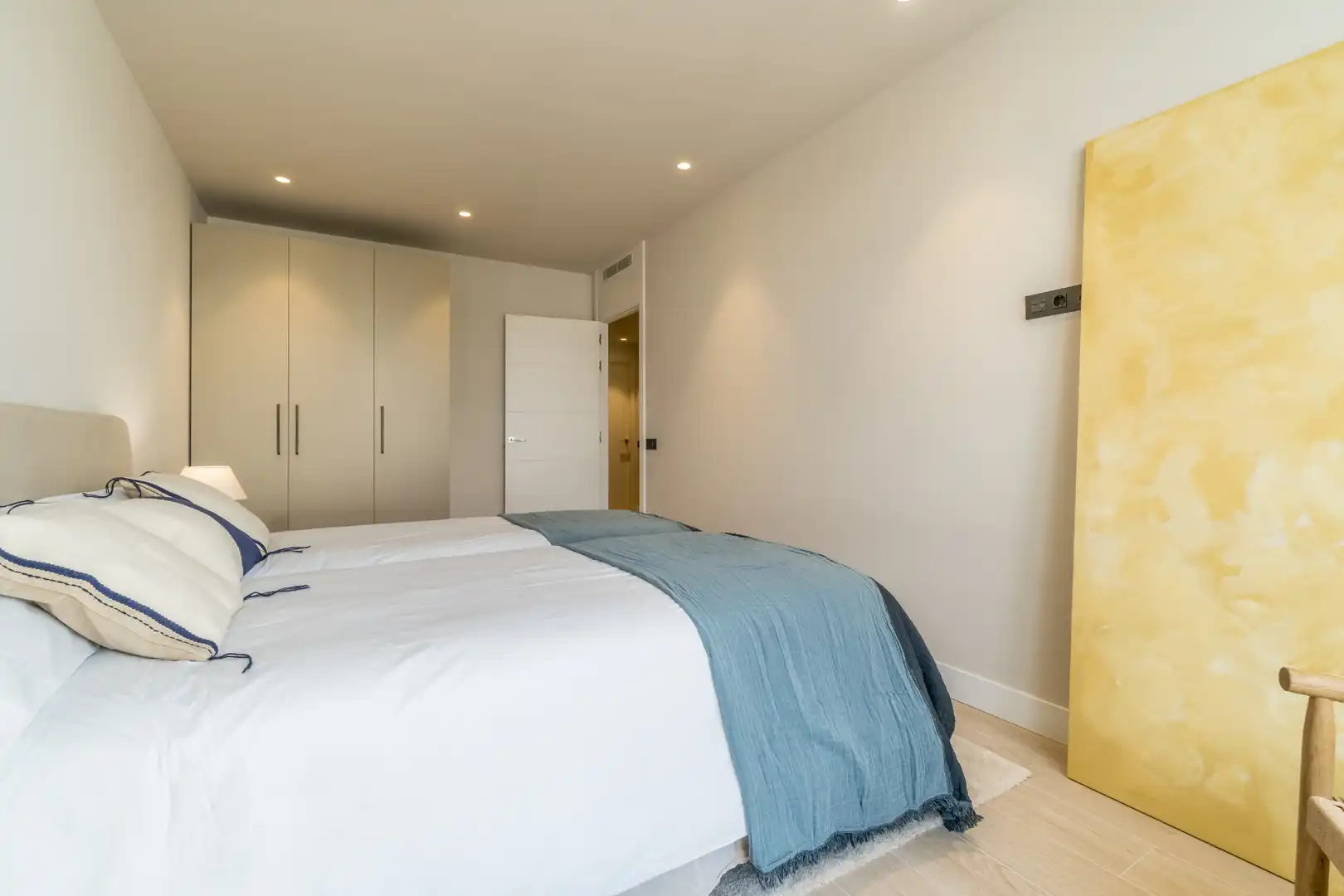 Habitación de Casa adosada de alquiler en Cambrils con Aire acondicionado, Calefacción y Jardín privado
