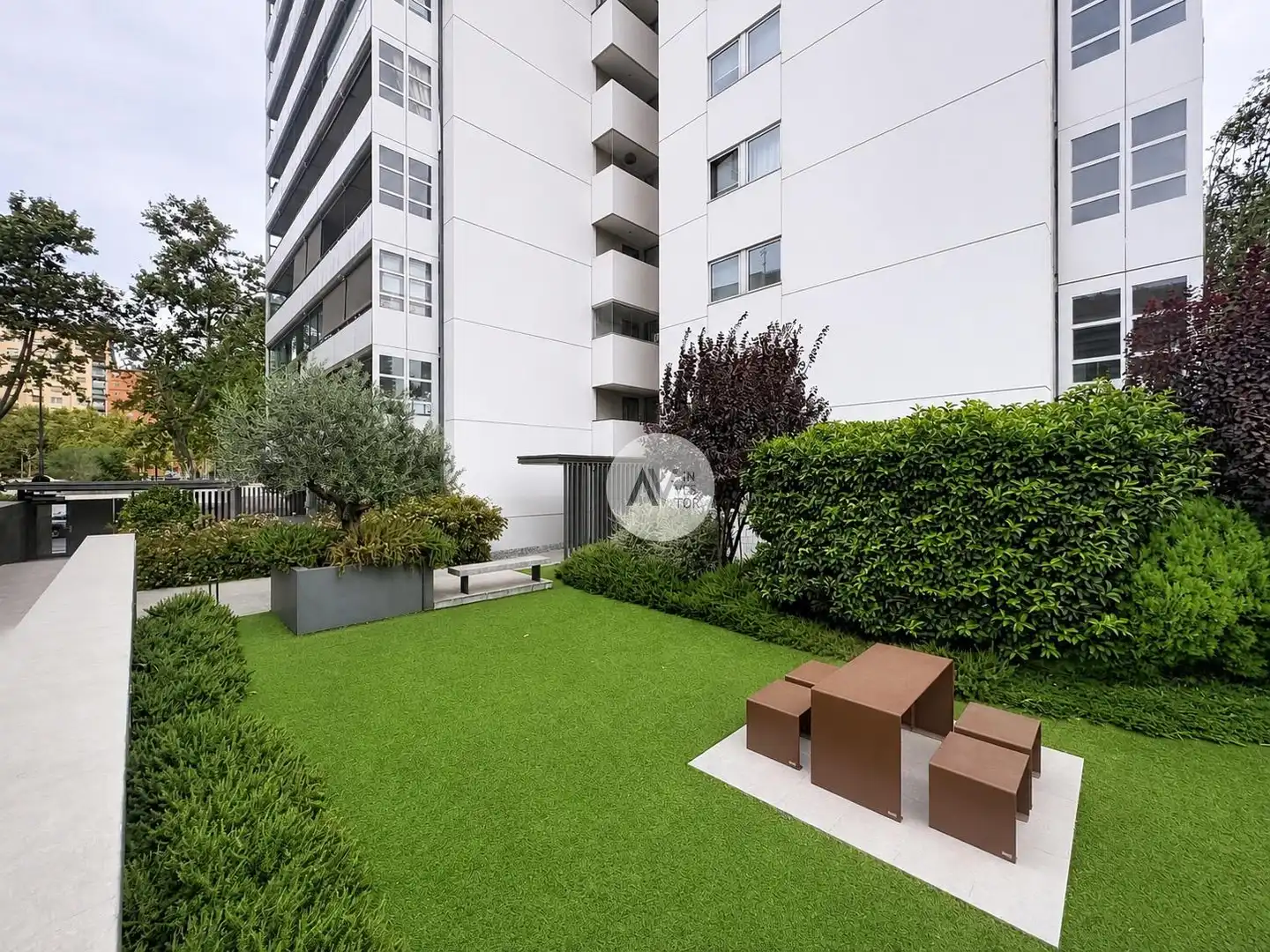 Terraza de Apartamento en venta en Barcelona con Aire acondicionado, Calefacción y Jardín privado