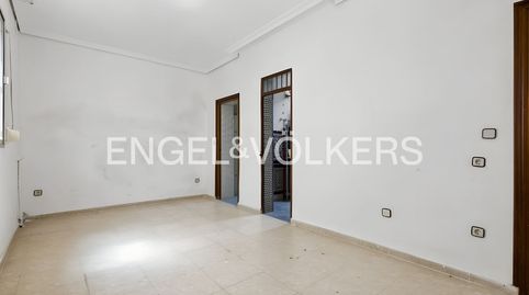 Photo 3 of Flat for sale in Ciudad Jardín, Sevilla Capital