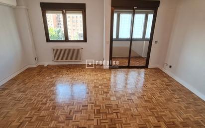 Bedroom of Flat to rent in  Madrid Capital  with Air Conditioner and Terrace