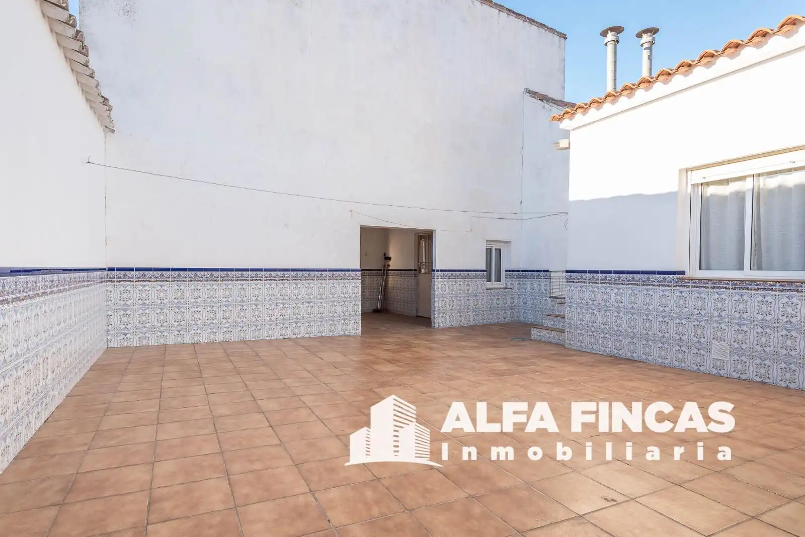 Vista exterior de Casa o chalet en venta en El Provencio   con Calefacción, Jardín privado y Trastero
