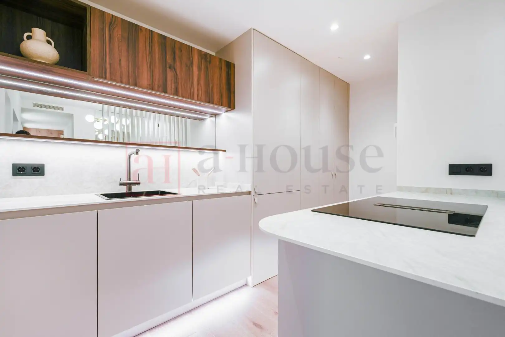 Flat with terrace for sale in Carrer Carrer Marià Cubí, imagen 11