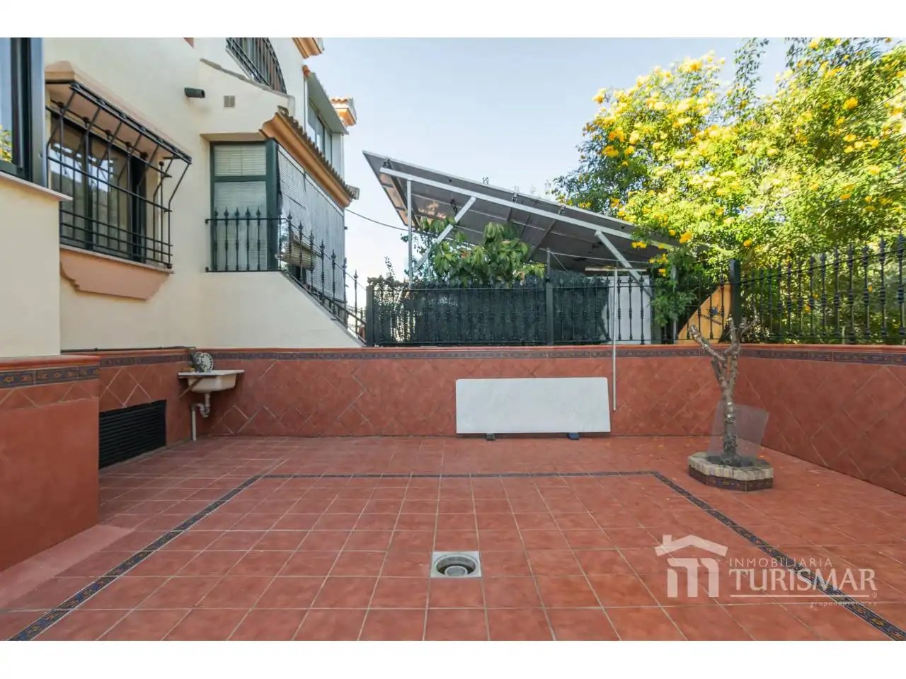 Reihenhaus zum Verkauf in Calle Carlos Cano 1, imagen 2
