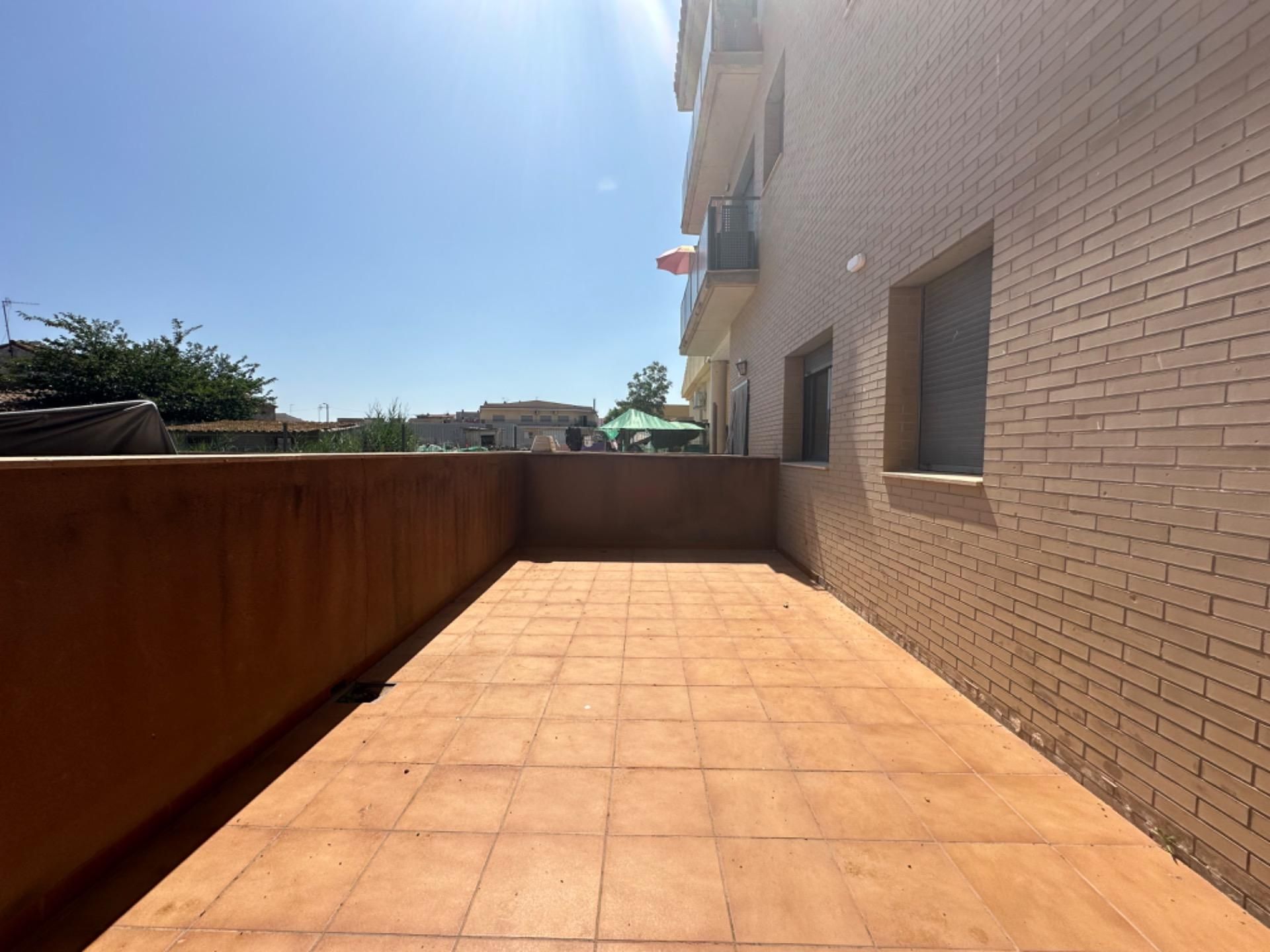 Terrassa de Planta baixa de lloguer en Deltebre amb Terrassa