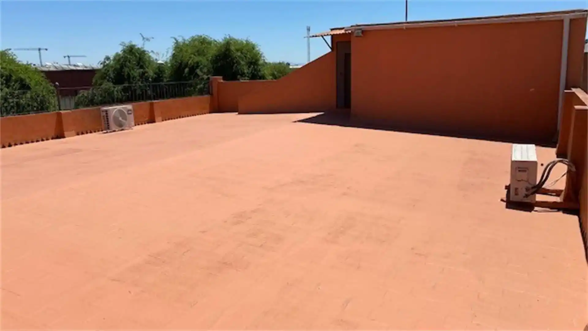 Terrassa de Casa o xalet en venda en Dos Hermanas amb Aire condicionat, Traster i Moblat