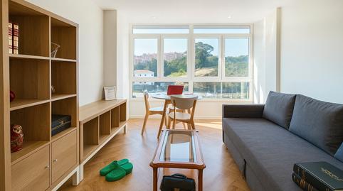 Foto 3 de Piso de alquiler en Calle Leonor de la Vega, Castilla - Hermida, Santander