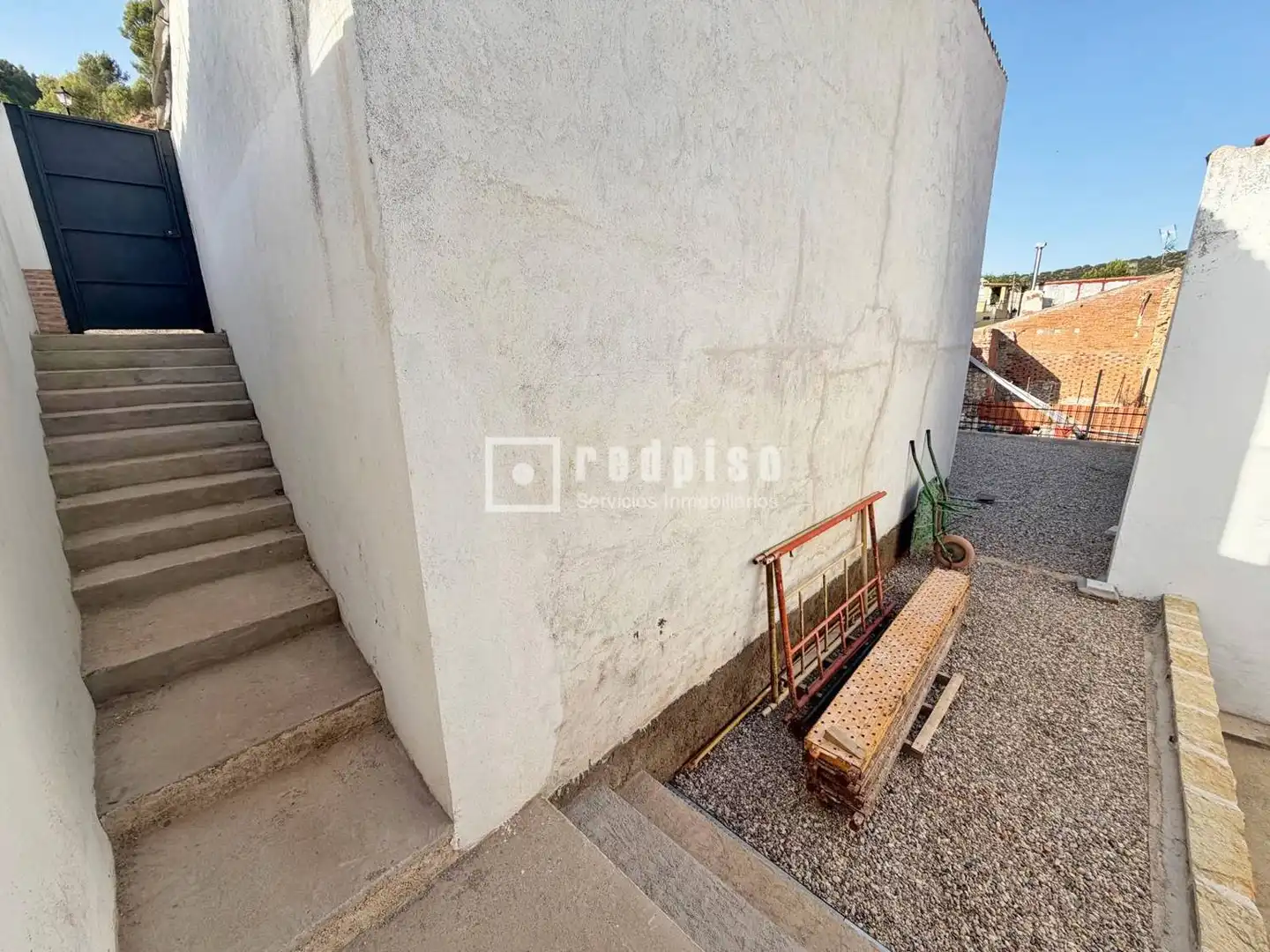 Houses for sale in Chiloeches  with Heating, Terrace and Furnished