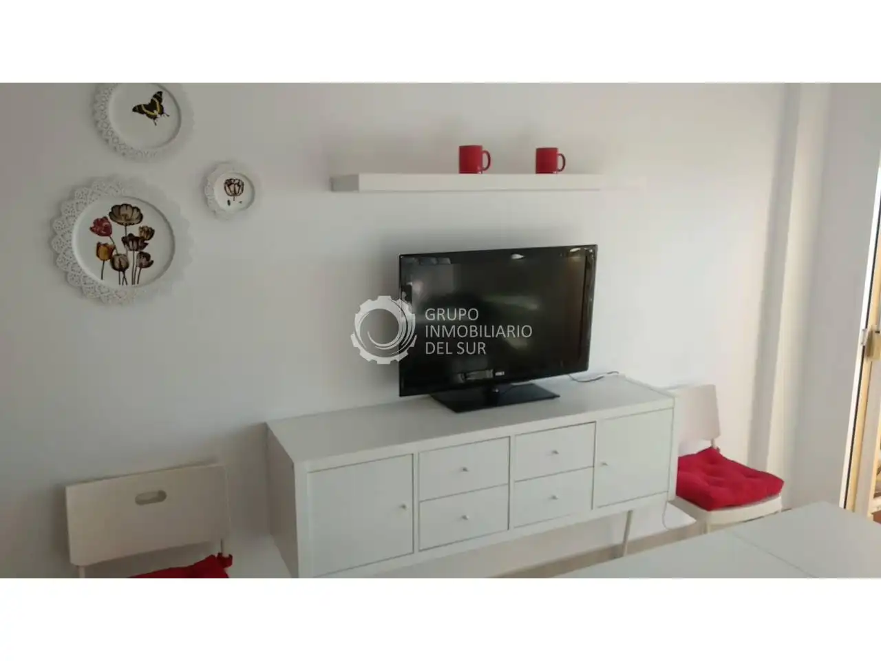 Sala d'estar de Pis de lloguer en Cádiz amb Moblat
