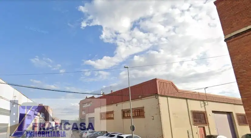 Nau industrial en venda a Santovenia de la Valdoncina, imagen 2