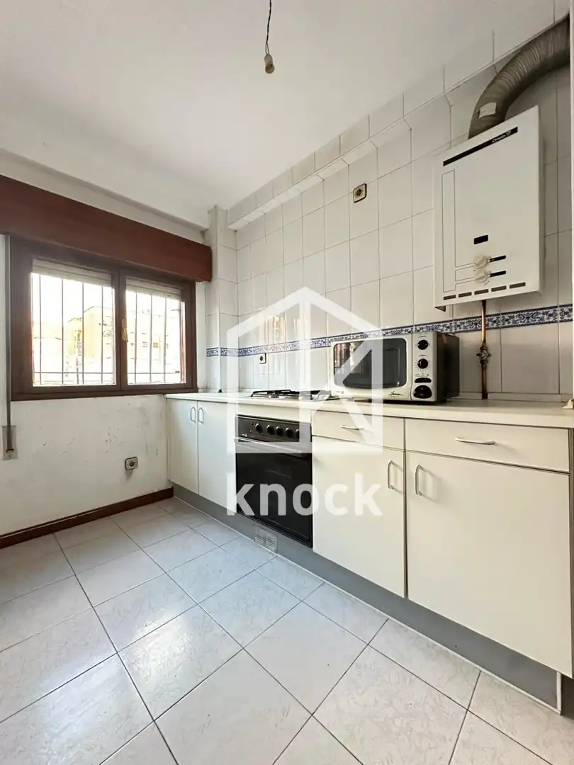 Wohnung zum Verkauf in Oviedo - CL TIGRE JUAN, 3, Corredoría - La Carisa - Prado de La Vega