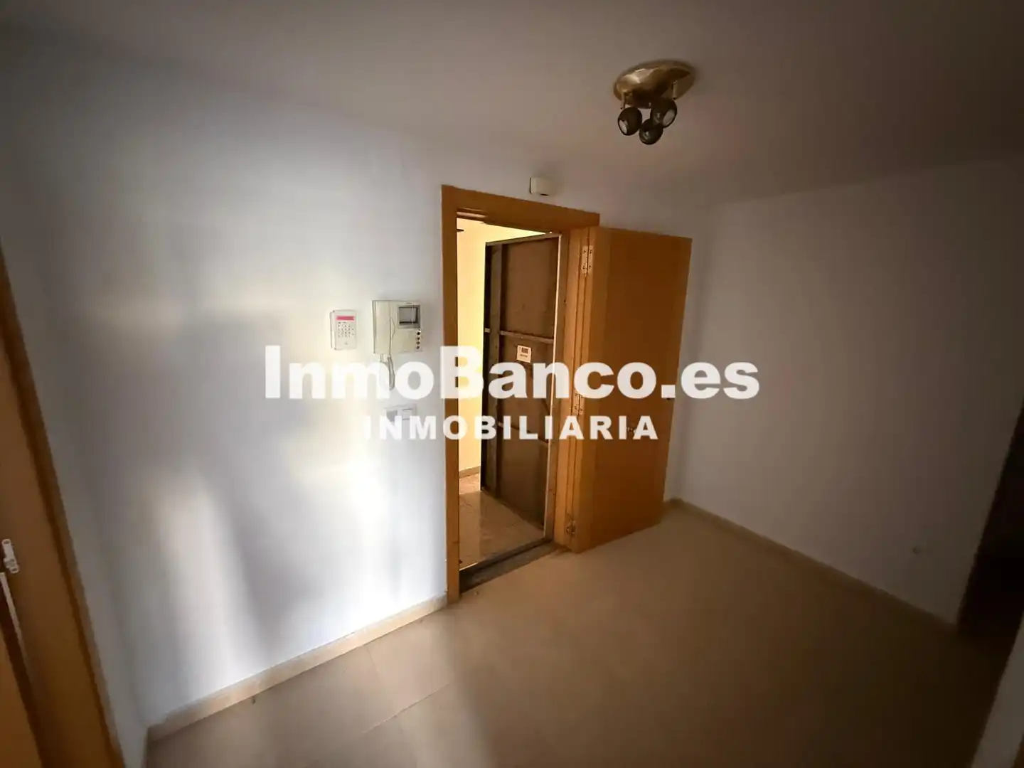 Pis amb piscina en venda a Carrer Silla 28, imagen 15