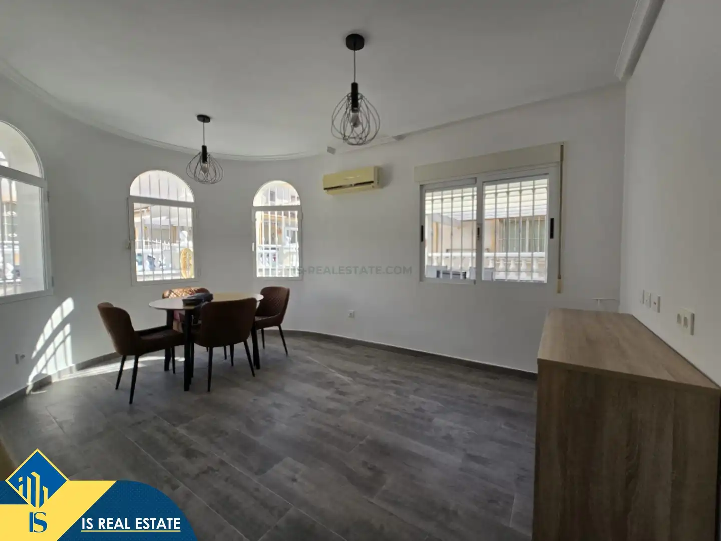 Comedor de Dúplex en venta en Torrevieja con Terraza y Amueblado
