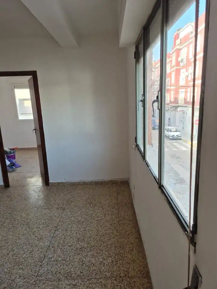 Wohnung zum Verkauf in Almansa mit Balkon