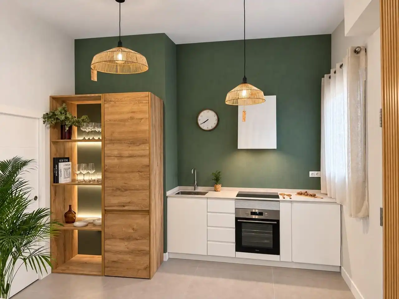 Kitchen of Ground floor for sale in Málaga  with Air Conditioner and Furnished