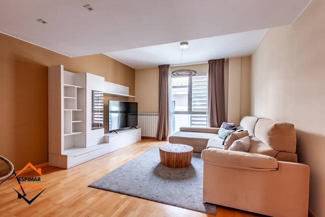 Ático en Venta en Calle URREA en Paseo Independencia