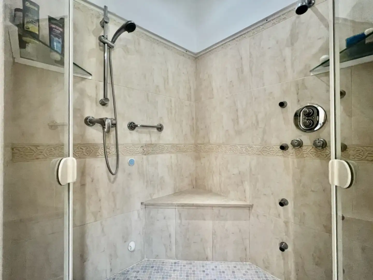 Bathroom of Country homes for sale in Pedreguer  with Air Conditioner, Terrace and Swimming Pool