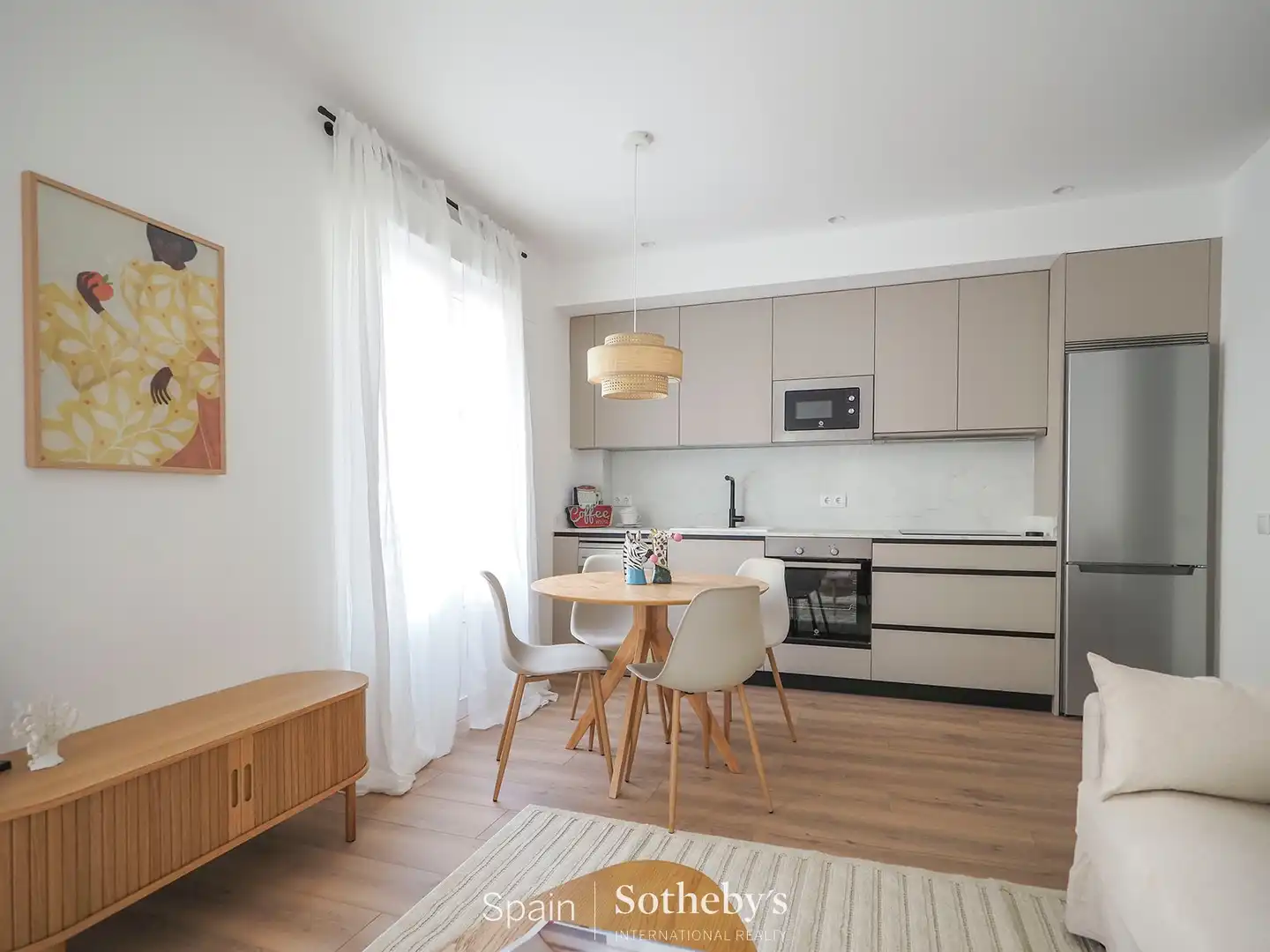 Cuina de Apartament en venda en Madrid amb Aire condicionat i Calefacció