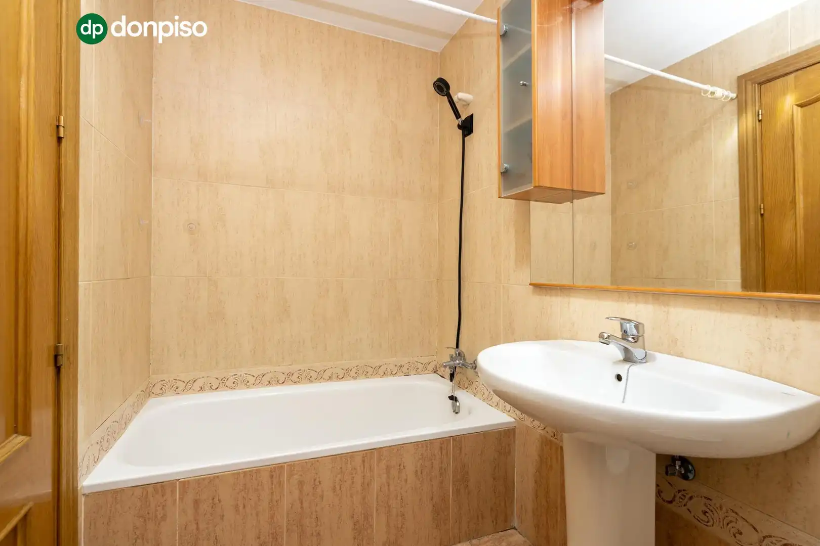 Bathroom of Attic for sale in Chana