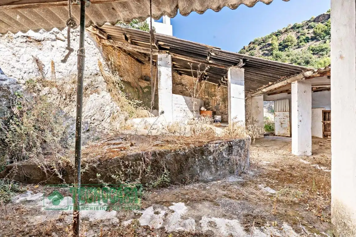 Casa rústica amb terrassa en venda a Tolox, imagen 5