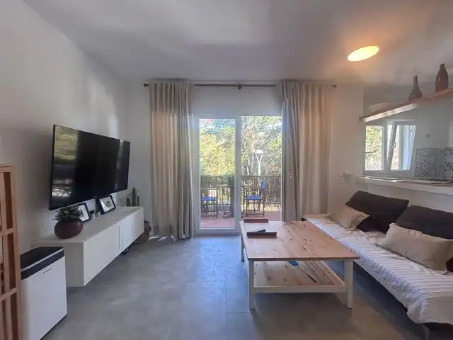 Apartament amb terrassa en venda a Cala Blanca, imagen 2