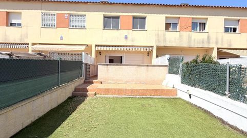 Foto 5 de Casa adosada en venta en Segur de Calafell, Calafell