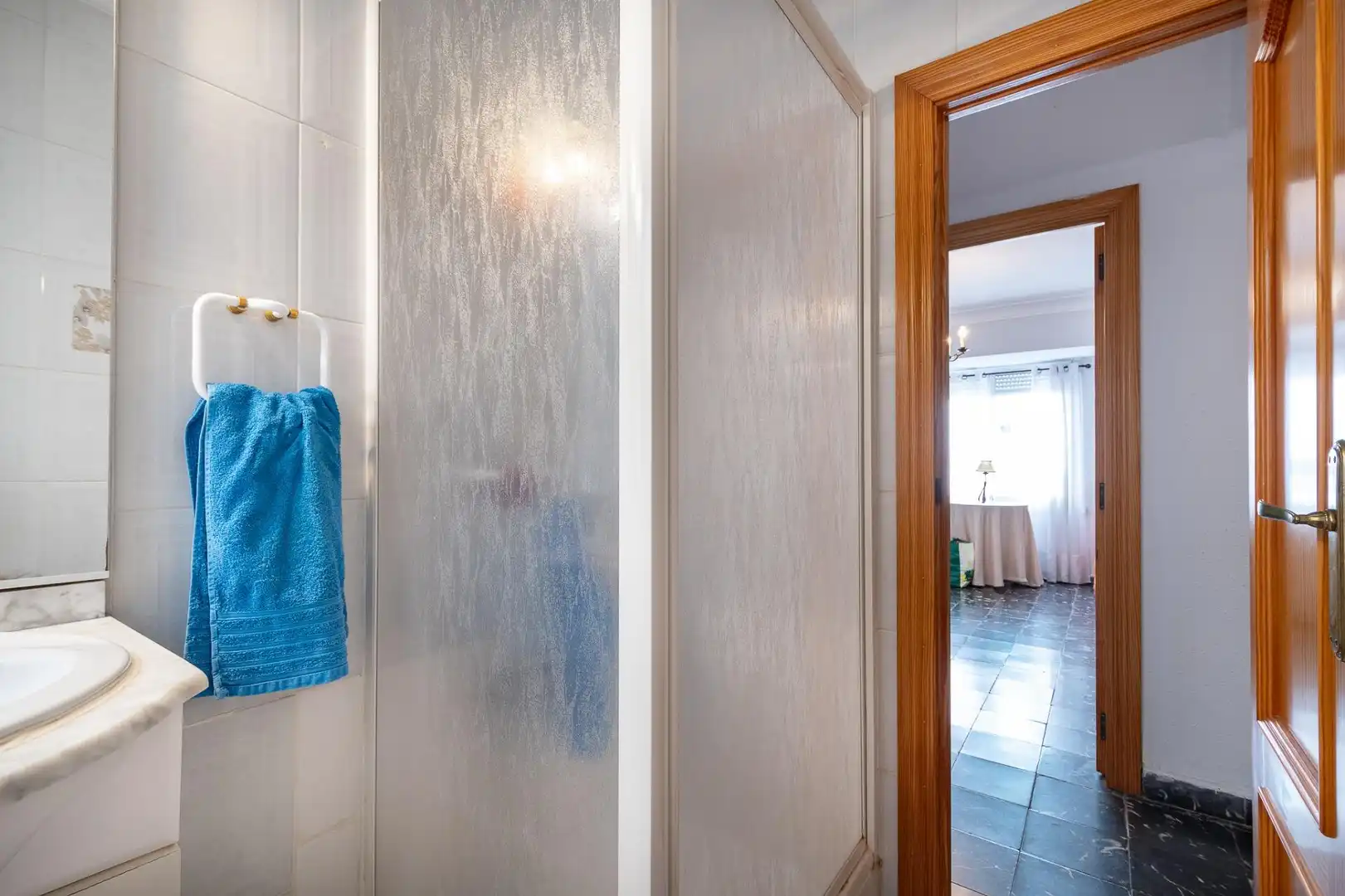 Badezimmer von Wohnung zum Verkauf in Valencia