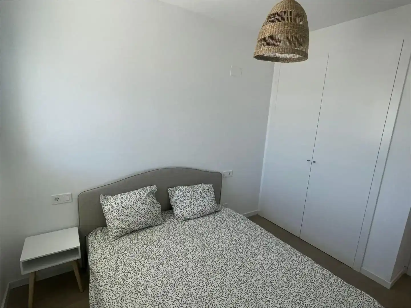 Habitación de Piso en venta en Torremolinos con Aire acondicionado, Jardín privado y Trastero