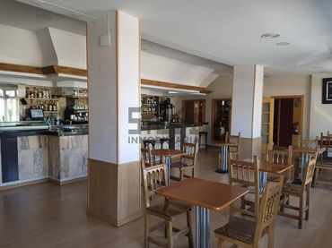 Local comercial en venta en Maceda