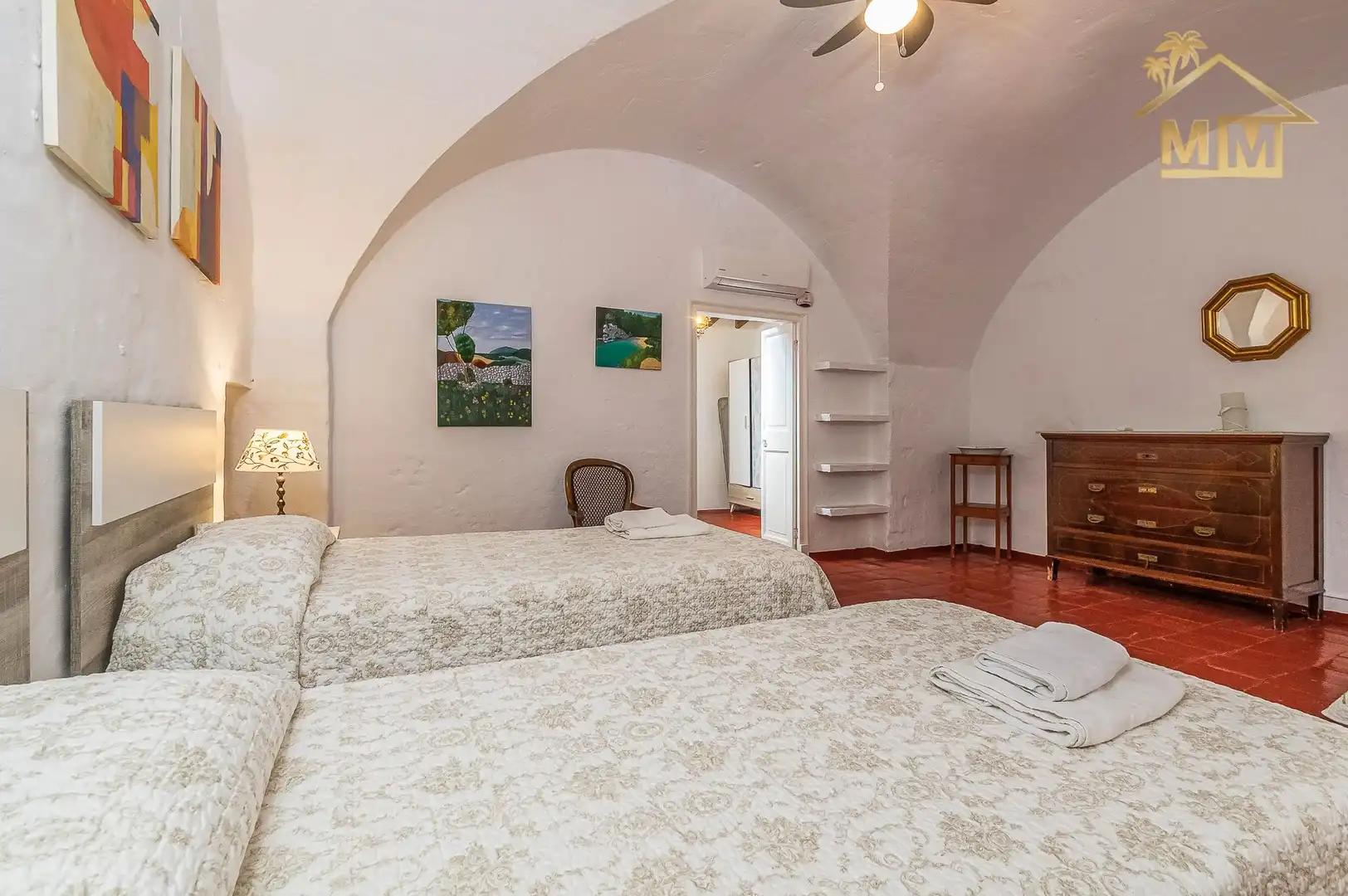 Habitación de Casa o chalet en venta en Es Castell con Aire acondicionado, Calefacción y Jardín privado