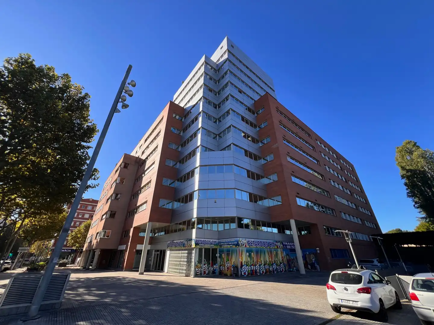 Außenansicht von Büro zur Miete in Mollet del Vallès