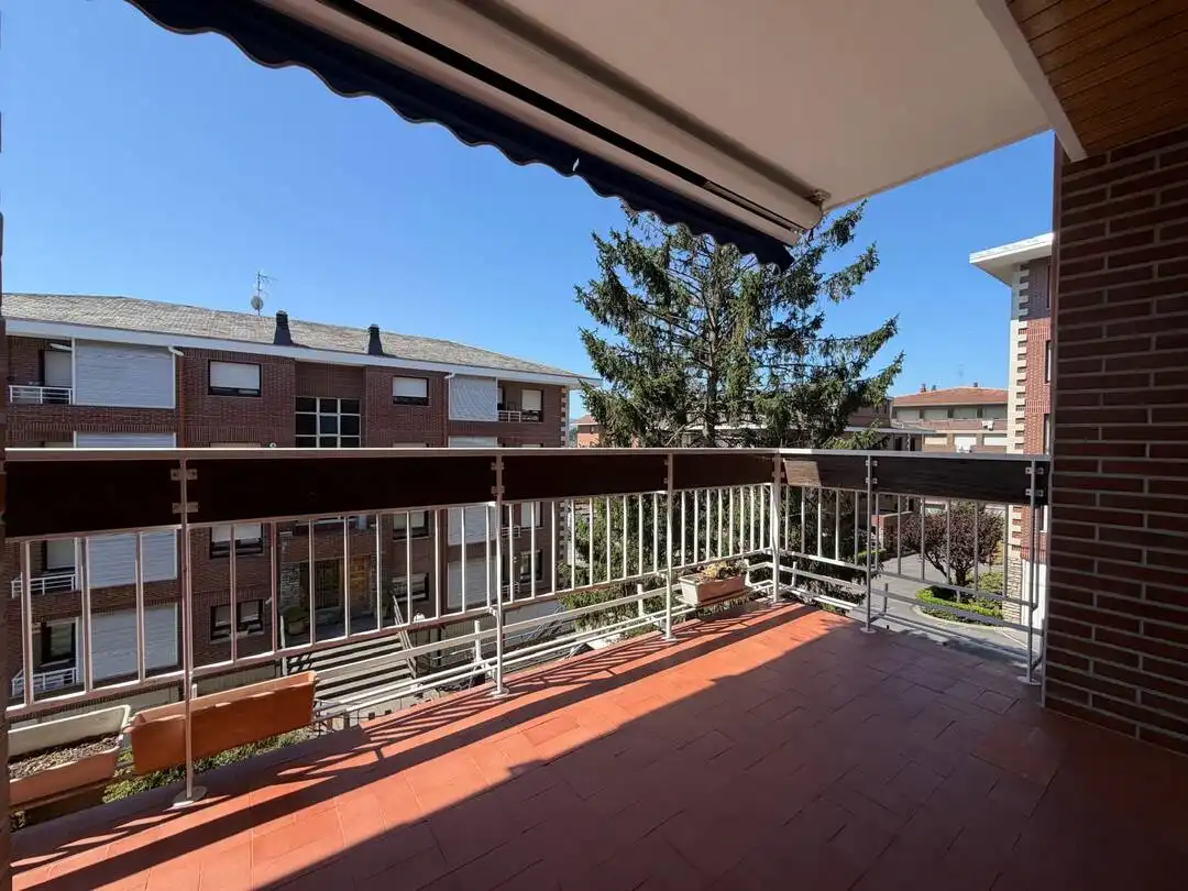 Terraza de Piso en venta en Sopela con Calefacción, Terraza y Trastero