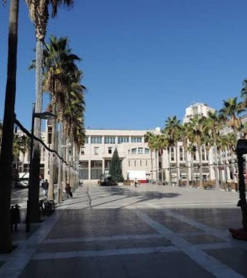 Photo 2 of Garage to rent in Calle Constantino (e), 45, Ejido Centro, Almería