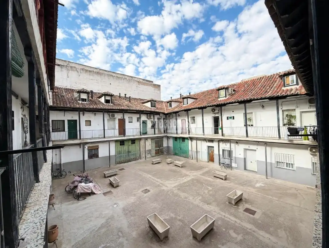 Exterior view of Flat for sale in Aranjuez  with Alarm