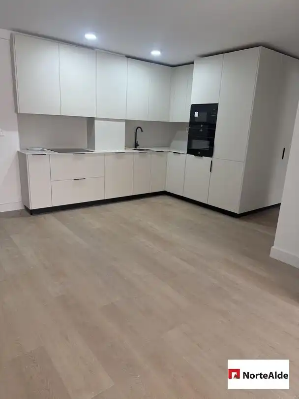 Cuina de Pis en venda en Barakaldo  amb Calefacció
