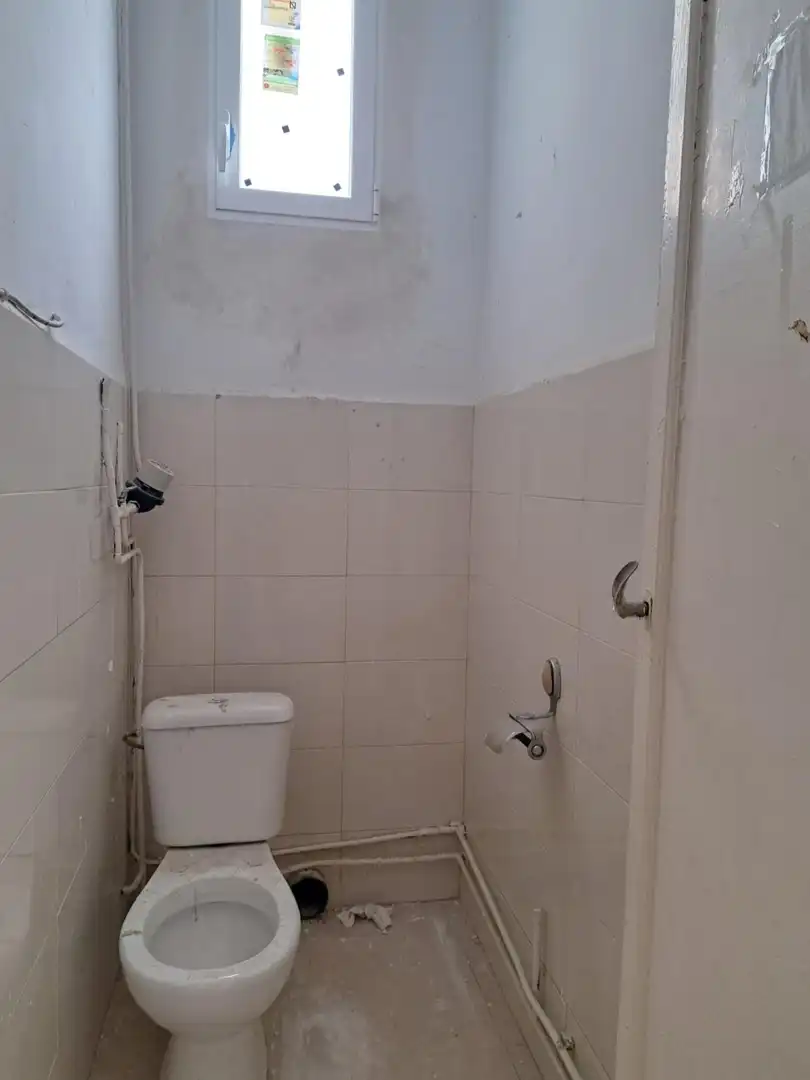 Baño de Piso en venta en Requena con Balcón