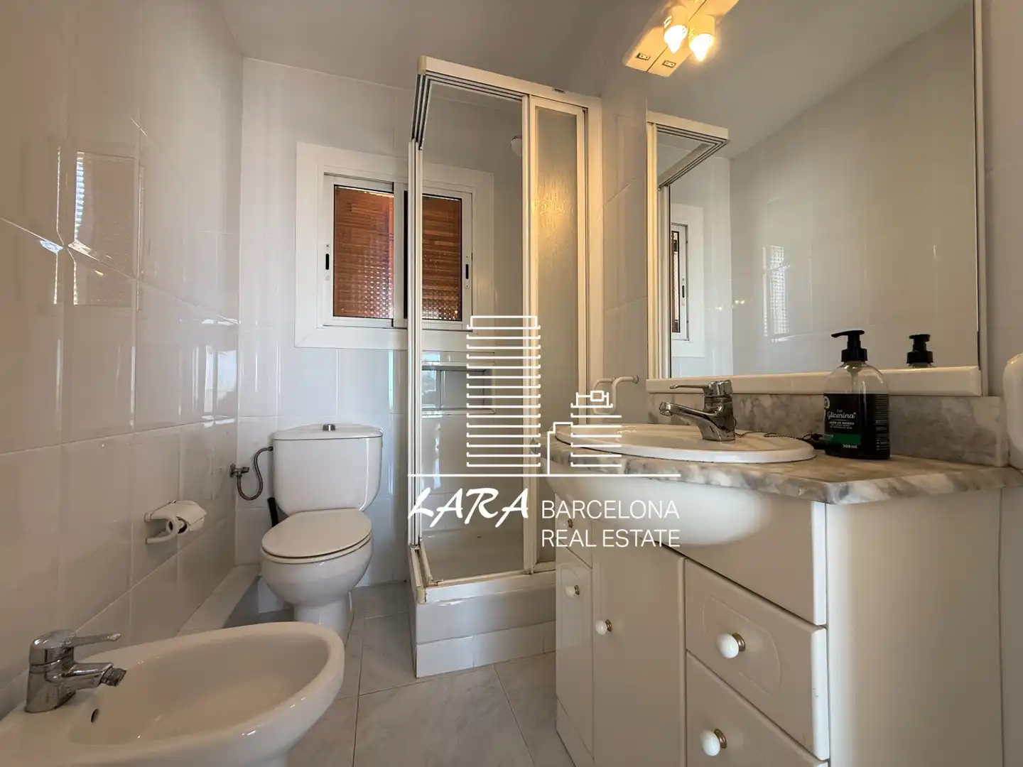 Dormitori de Apartament en venda en Castelldefels amb Traster, Forn i Rentadora