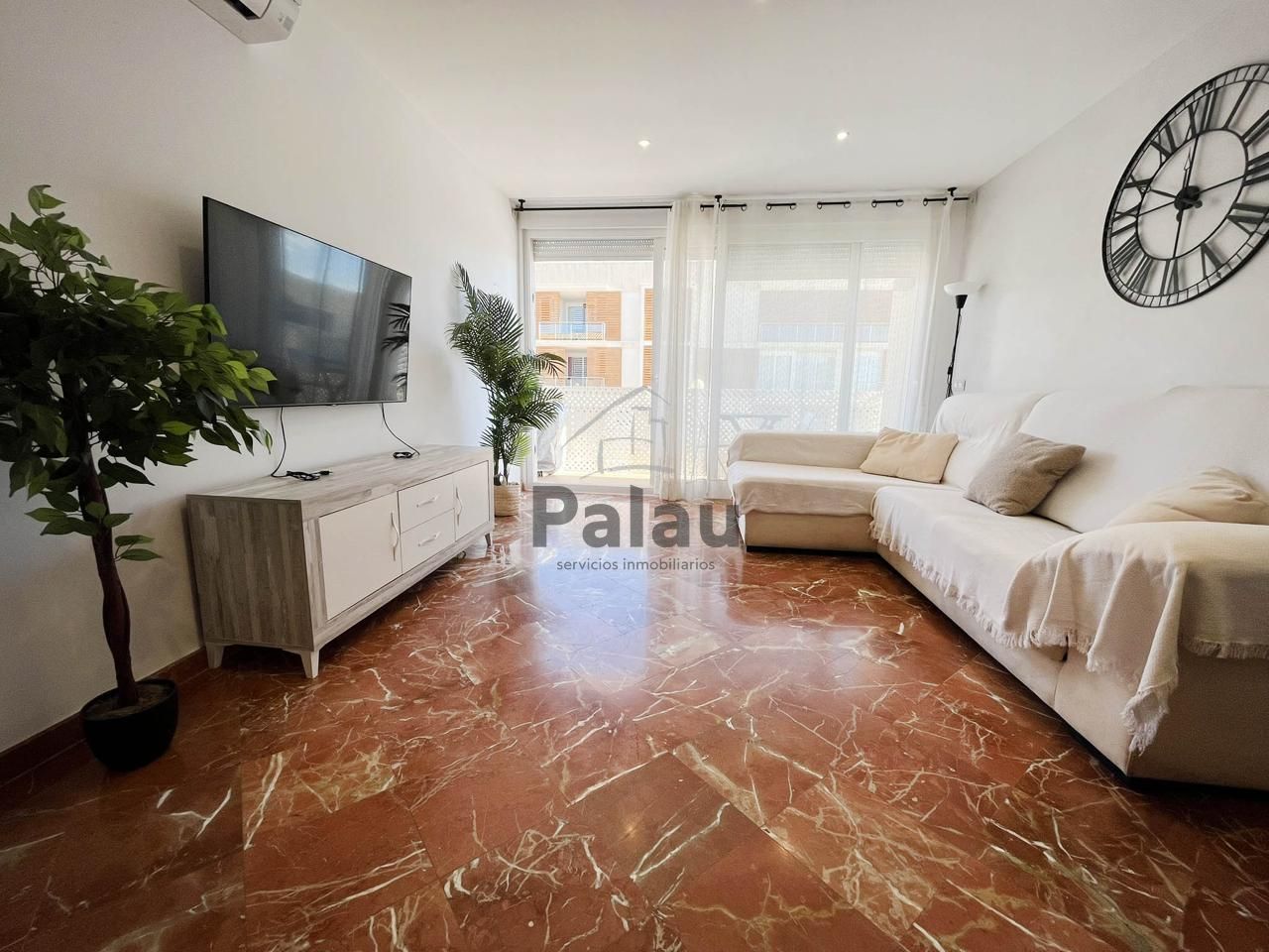 Sala d'estar de Pis en venda en Ciutadella de Menorca amb Aire condicionat i Balcó