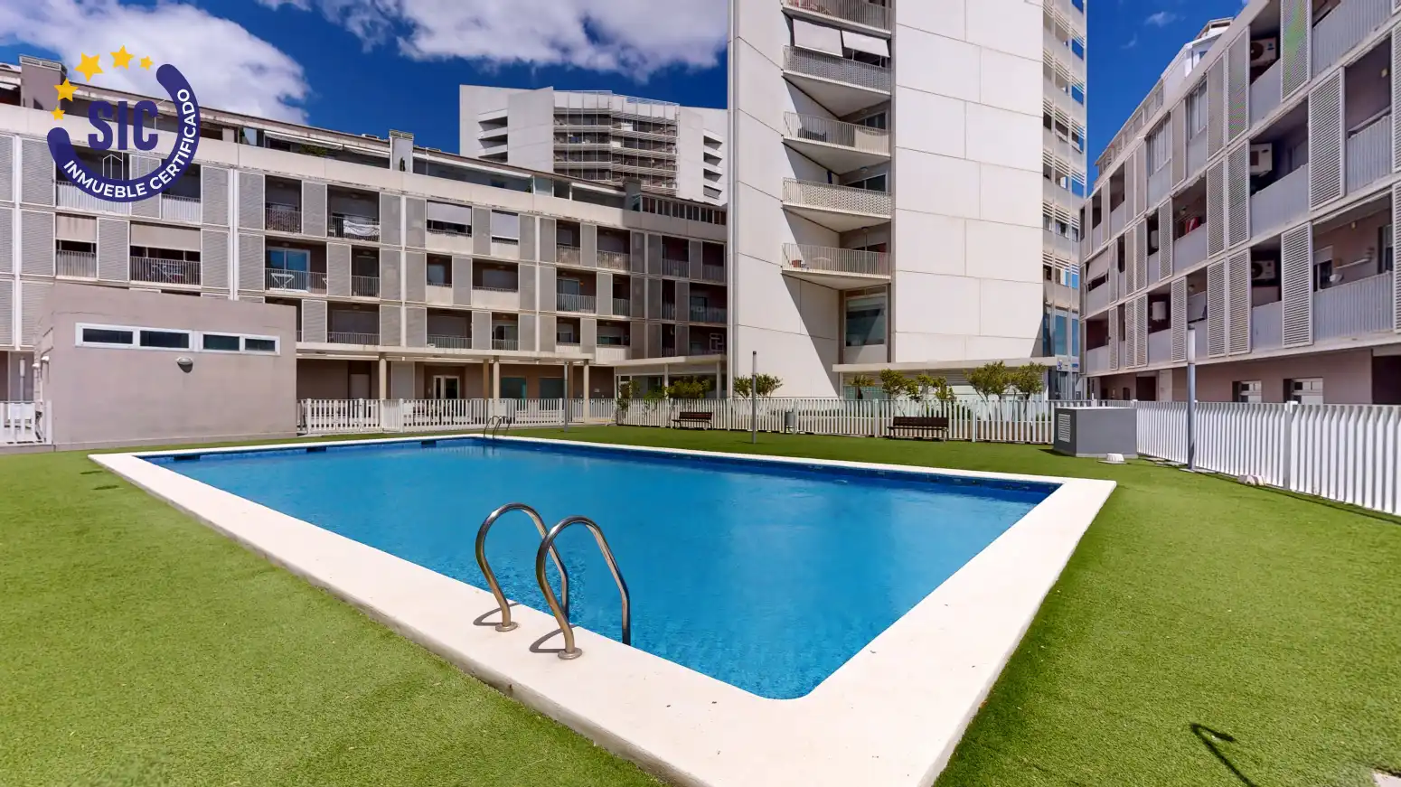 Piscina de Piso en venta en Torrent con Aire acondicionado, Calefacción y Trastero