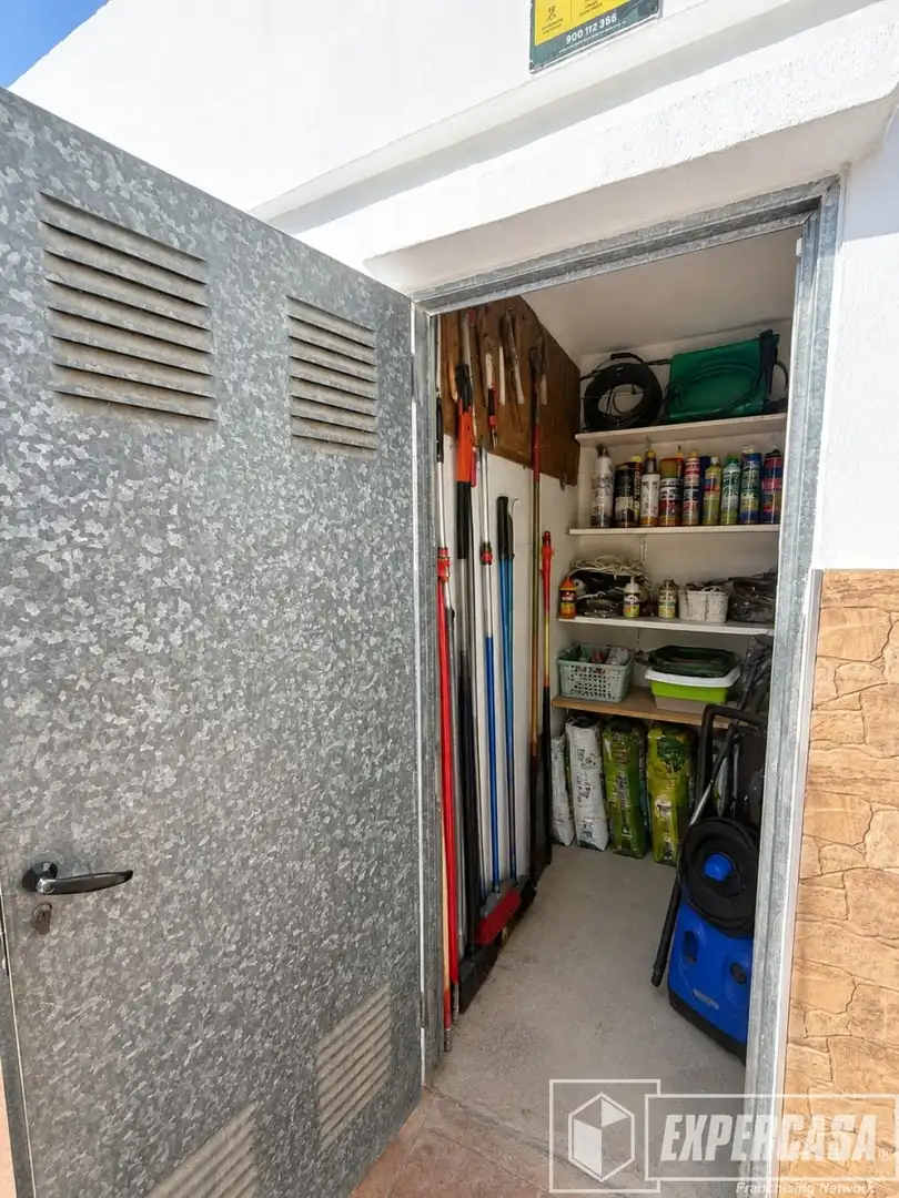 Casa o chalet en venta en Llíria con Aire acondicionado, Trastero y Piscina