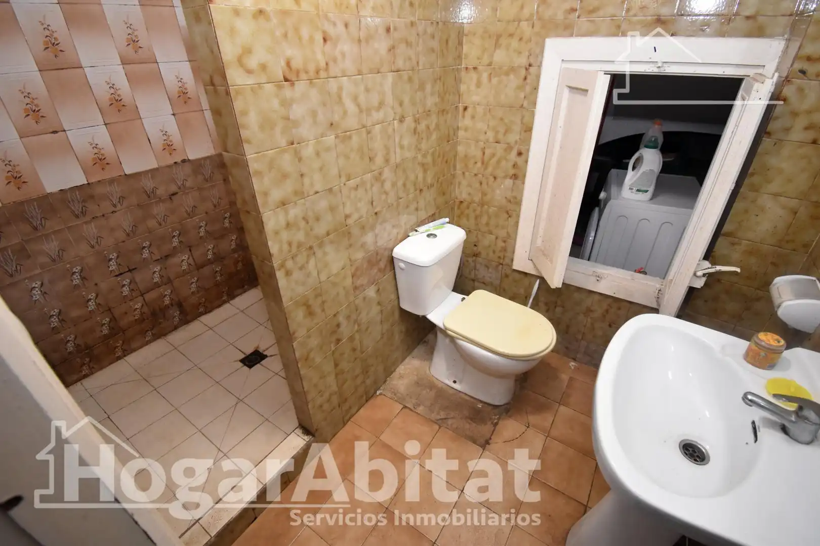 Bany de Casa o xalet en venda en Castellón de la Plana / Castelló de la Plana amb Traster