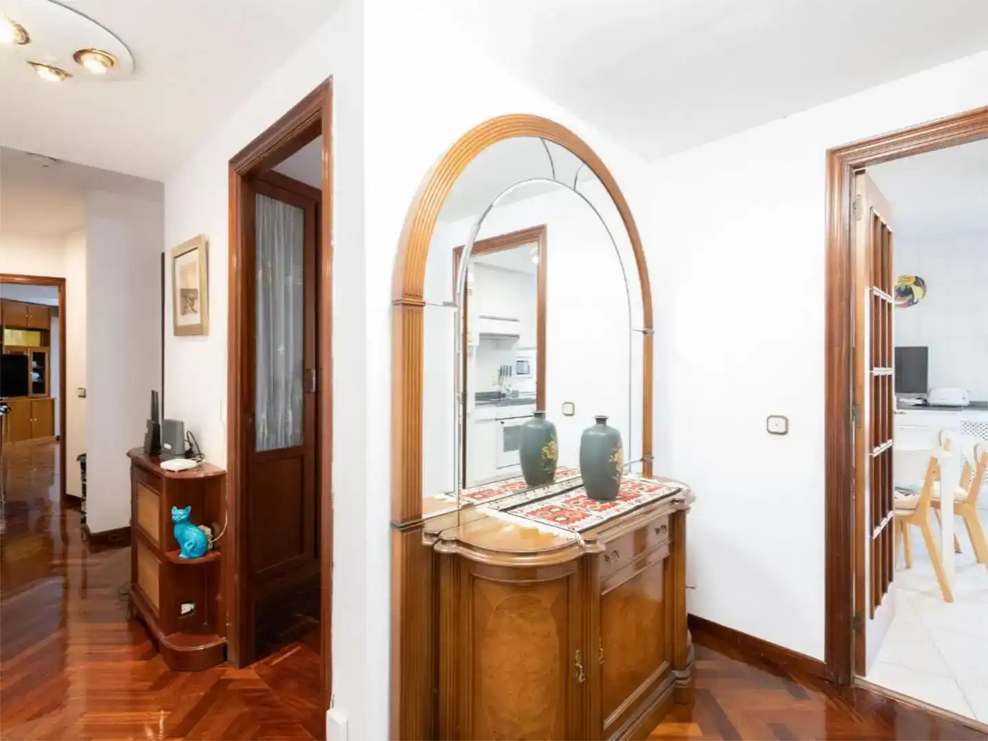 Piso de alquiler en Gijón  con Parquet y Amueblado