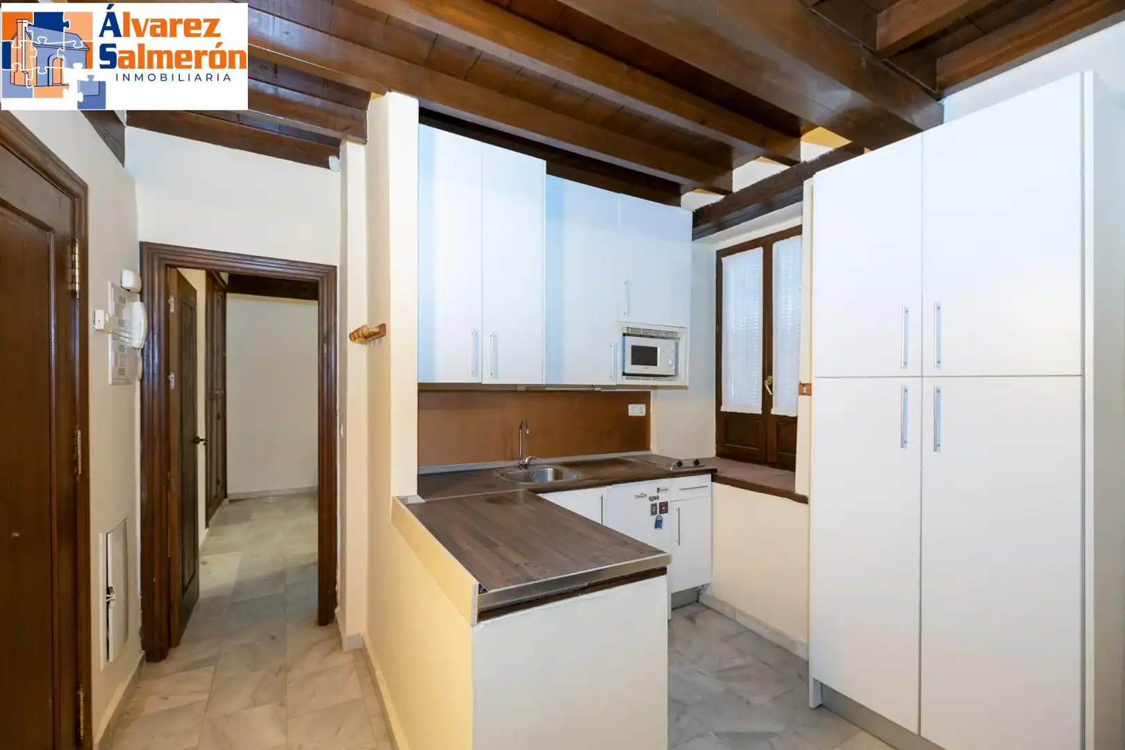Cocina de Apartamento en venta en Granada