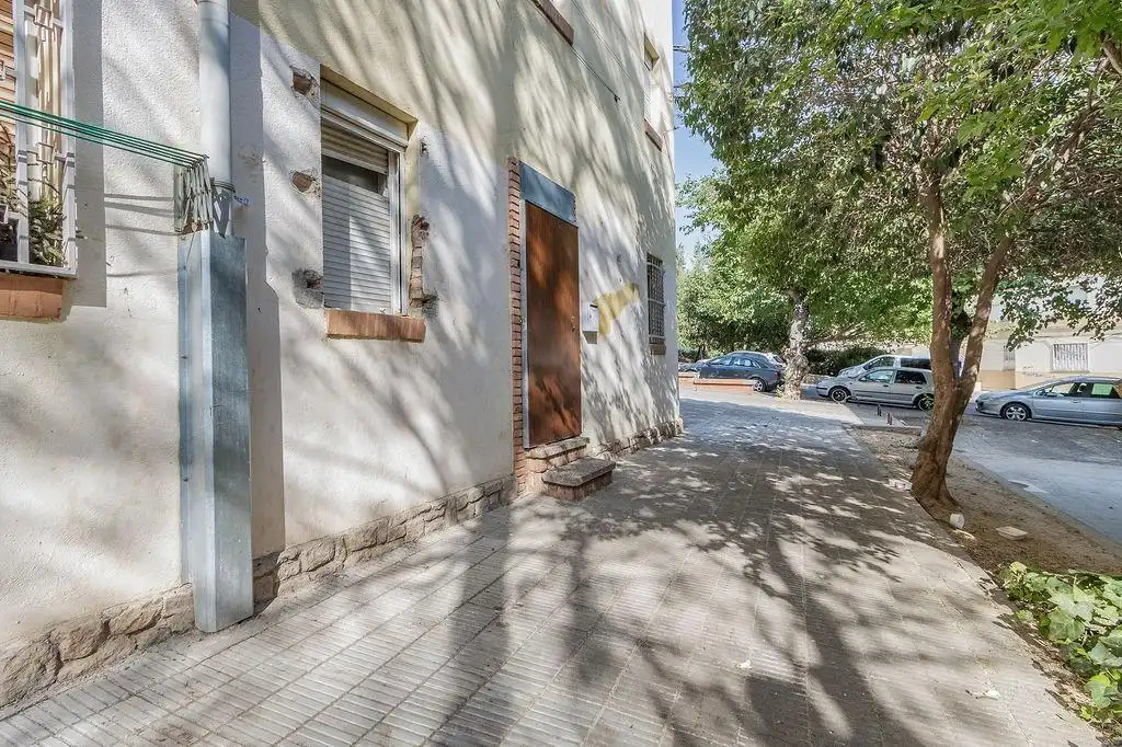 Vista exterior de Planta baja en venta en Lleida