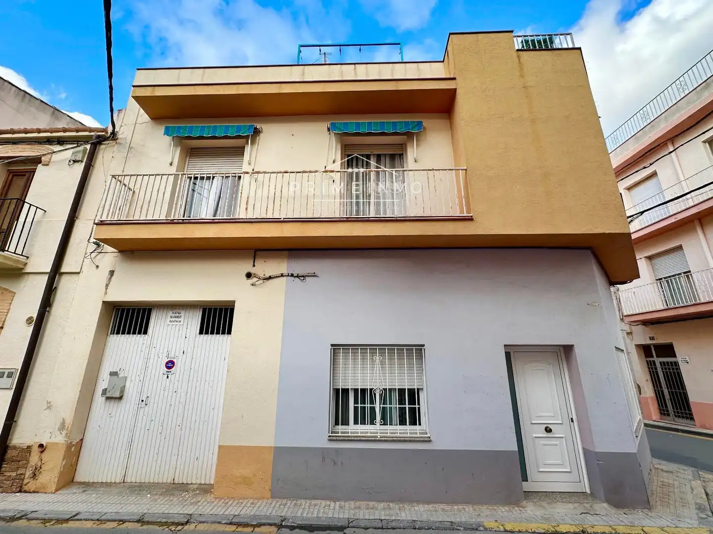 Exterior view of Houses for sale in El Perelló  with Heating, Terrace and Storage room