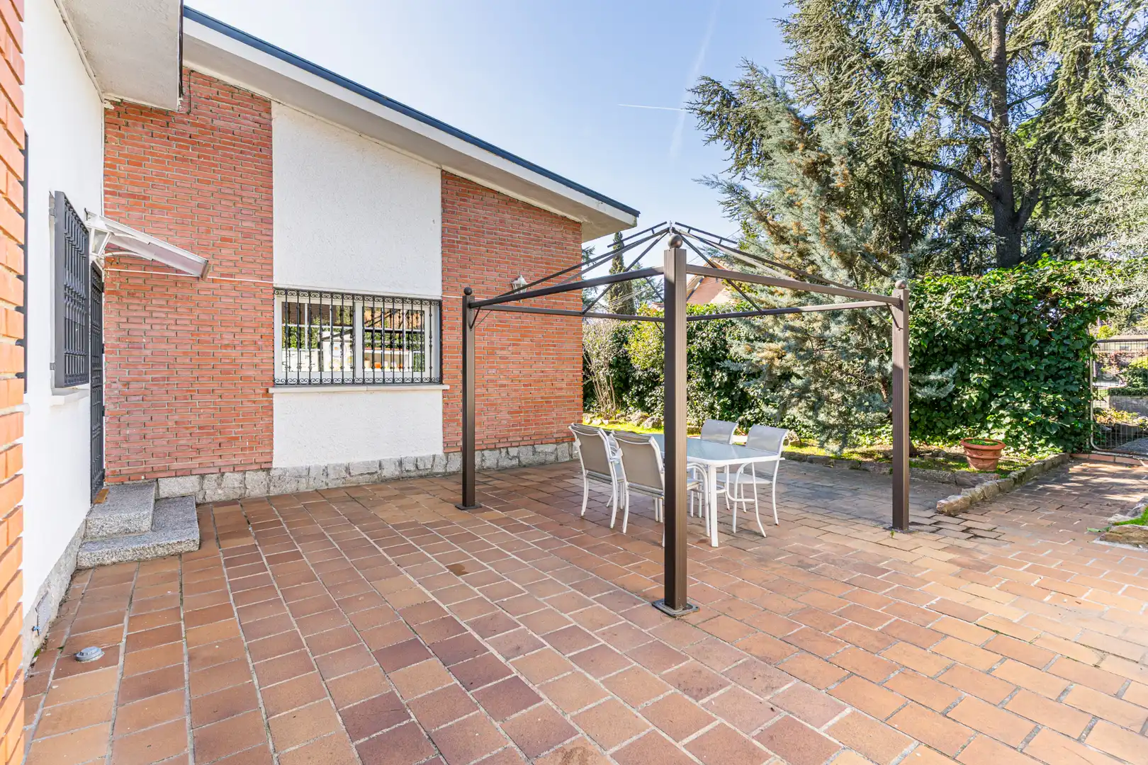 Terrace of Houses for sale in Las Rozas de Madrid  with Air Conditioner, Heating and Private garden