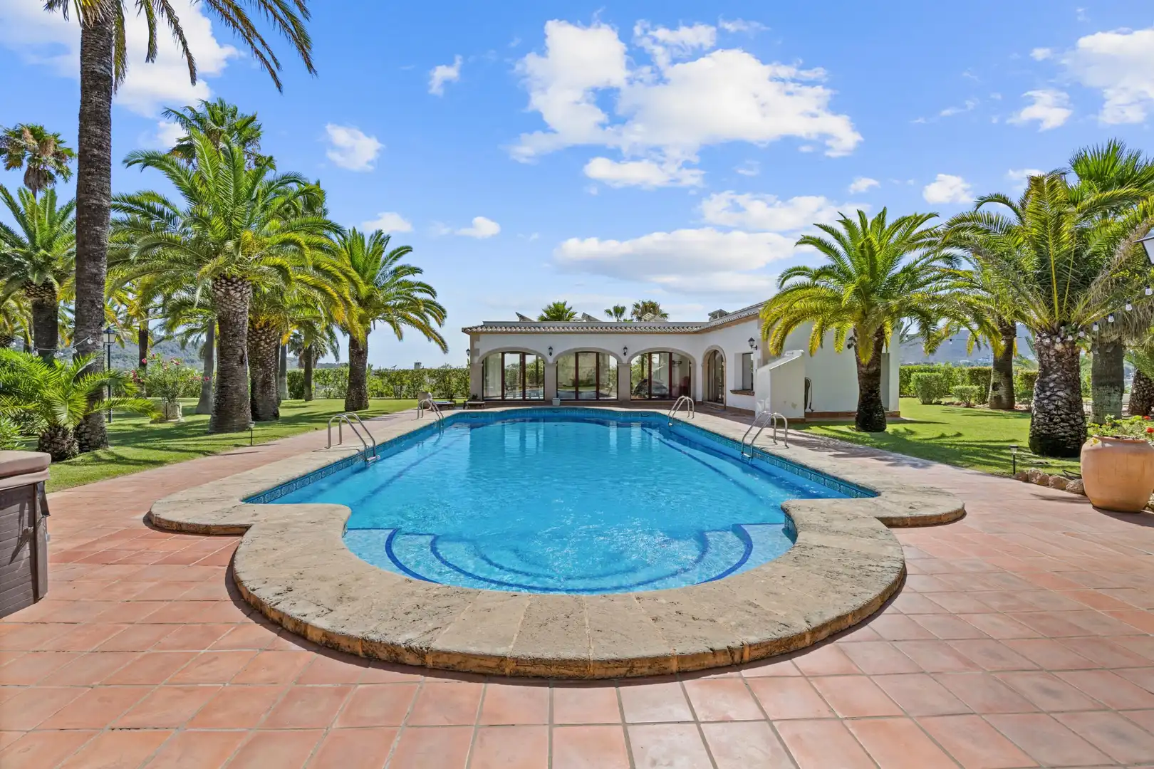 Swimming pool of Houses for sale in Jávea / Xàbia  with Air Conditioner, Terrace and Storage room