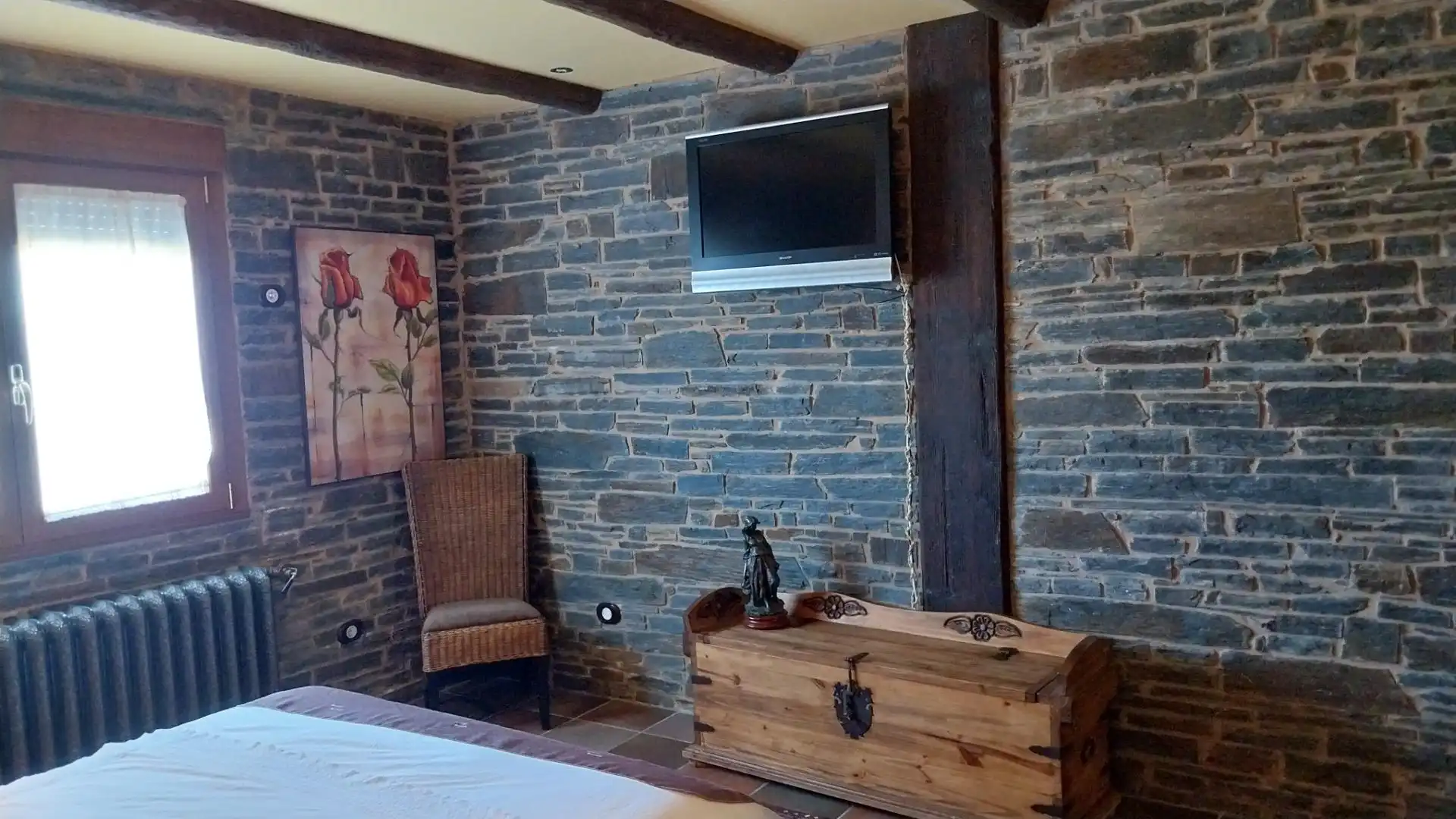 Bedroom of Houses for sale in Laza  with Private garden, Terrace and Furnished